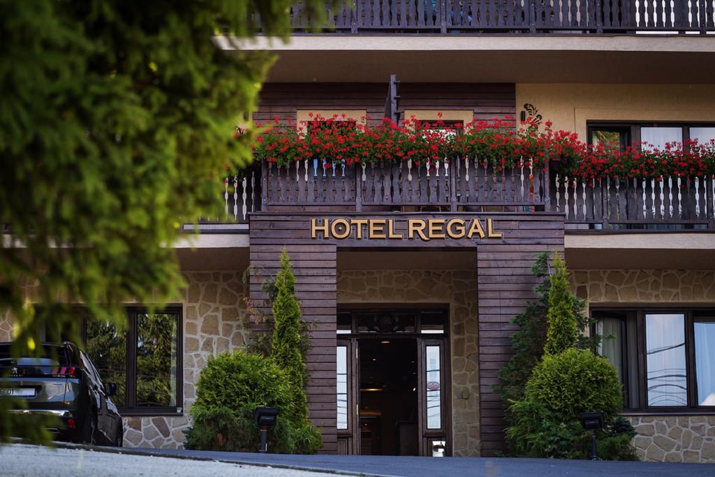 Hotel Regal 시나이아 외부 사진